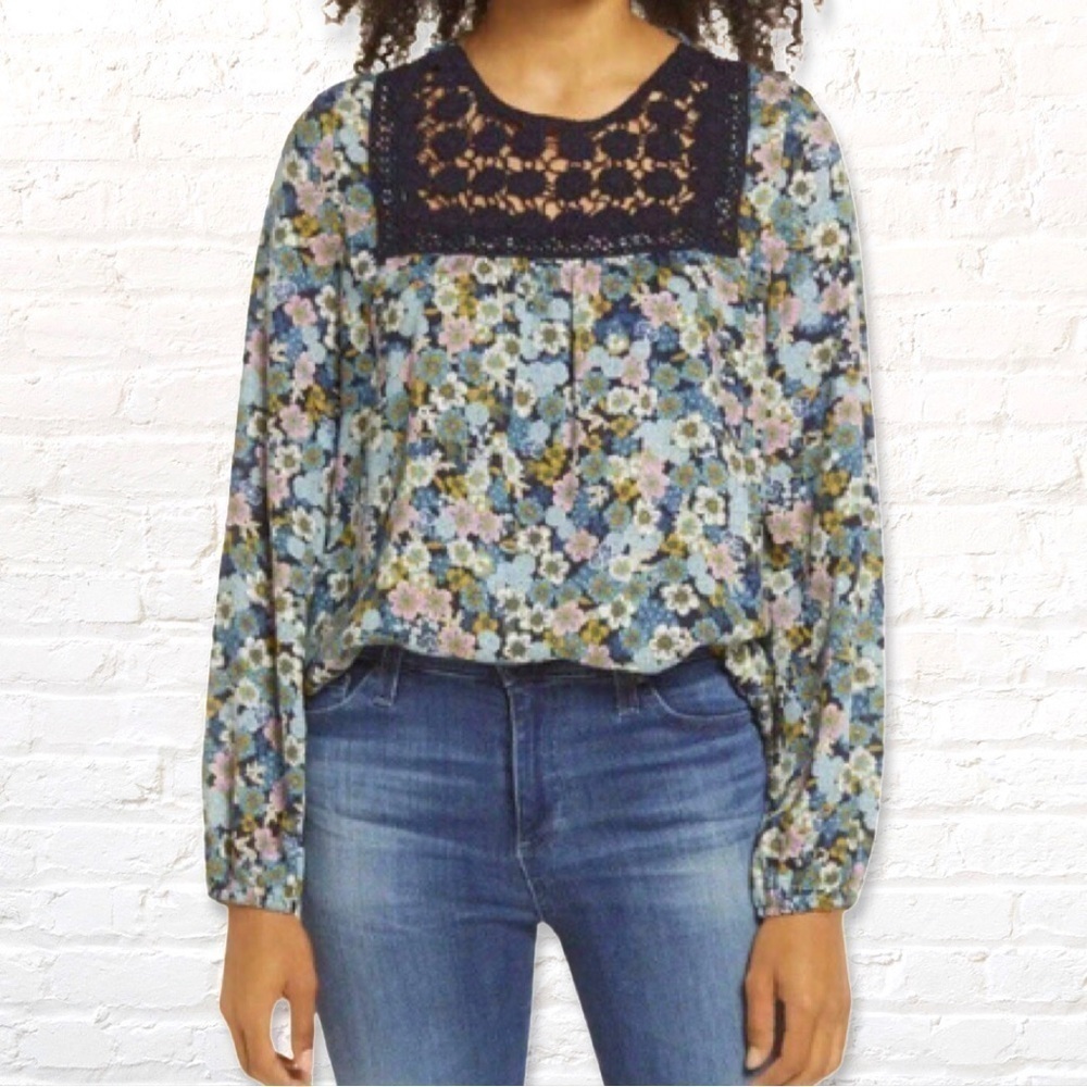 🎁3 for $30 Caslon Crochet Yoke Floral Top Blouse Size XL Blue Pink Green